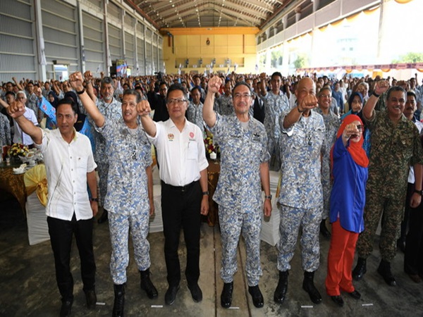 Kerajaan komited pastikan keselesaan anggota TLDM dan keluarga - Hishammuddin