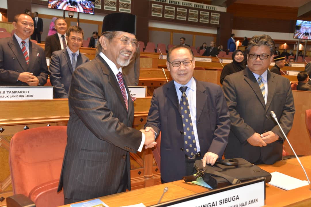 ‘Tanpa jambang’ Musa Aman hadir sidang dun kali pertama