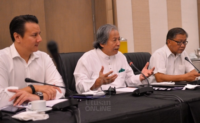Blogger pembangkang tidak hadir pertemuan dengan Anifah