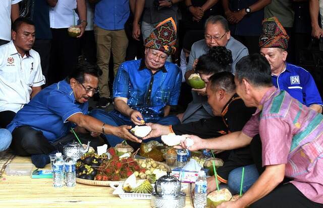  Najib Umum RM8.5 Juta Naik Taraf Pasar Donggongon