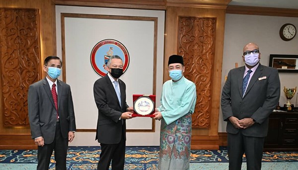 Hajiji terima kunjungan hormat SUHAKAM