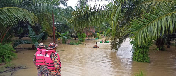 Jalan utama Sandakan dilanda banjir kilat