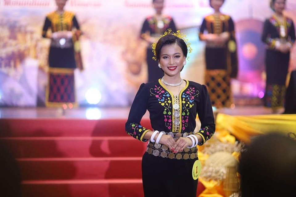 Cikgu Frenerietta dinobatkan Ratu Unduk Ngadau 2022