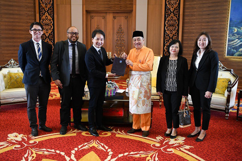 Hajiji terima kunjungan hormat Presiden SLS Roger Chin