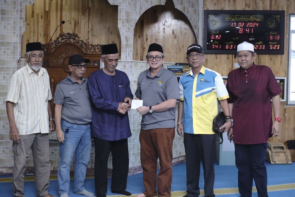Majlis khatan beramai-ramai bermanfaat kepada masyarakat
