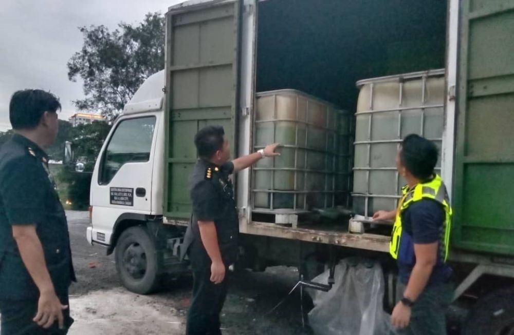 Cubaan seludup 4,400 liter diesel digagalkan KPDN