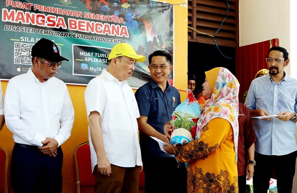 Sabah prihatin nasib mangsa kebakaran 