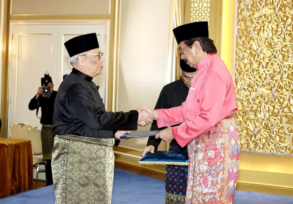 Kadzim angkat sumpah Speaker DUN Sabah