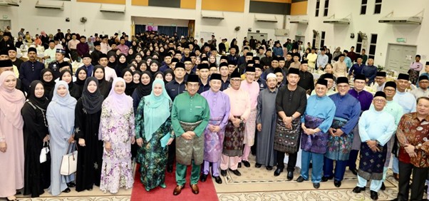 Musa Aman, Hajiji Noor hadiri majlis berbuka puasa Polis Diraja Malaysia Kontinjen Sabah